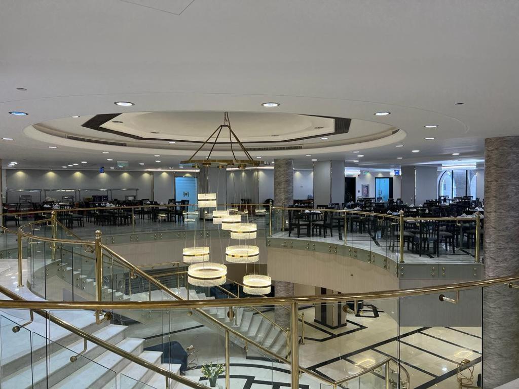 Hotel Al Ansar Golden Tulip à Médine Extérieur photo
